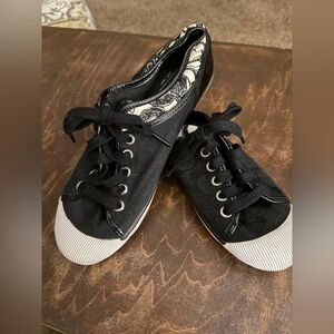 Coach Zorra Sneaker Women's 6b Black Canvas/Patent Leather Signature Shoes news